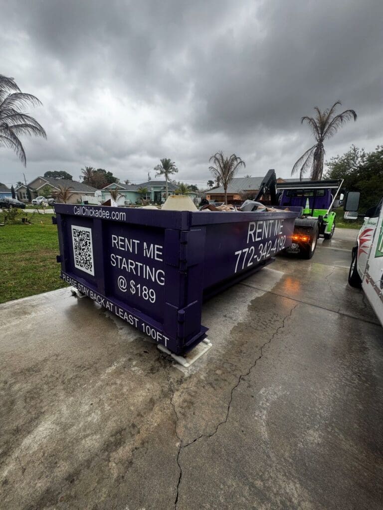 10-yard-dumpster-residential-driveway-port-st-lucie