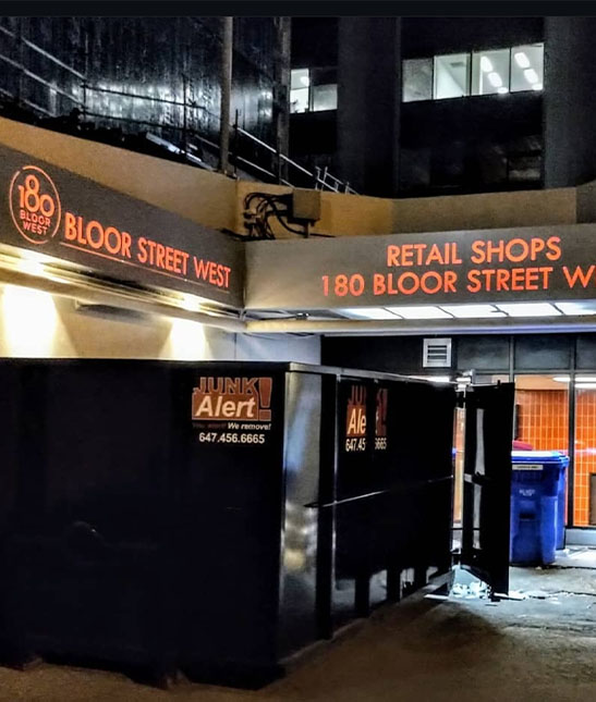 Bin Sizes and Options Tailored for Commercial Jobs
