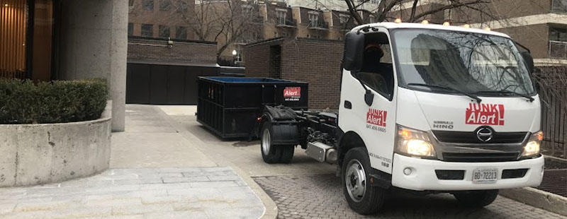 Reach Out For Your Commercial Dumpster Rental with Junk Alert Today